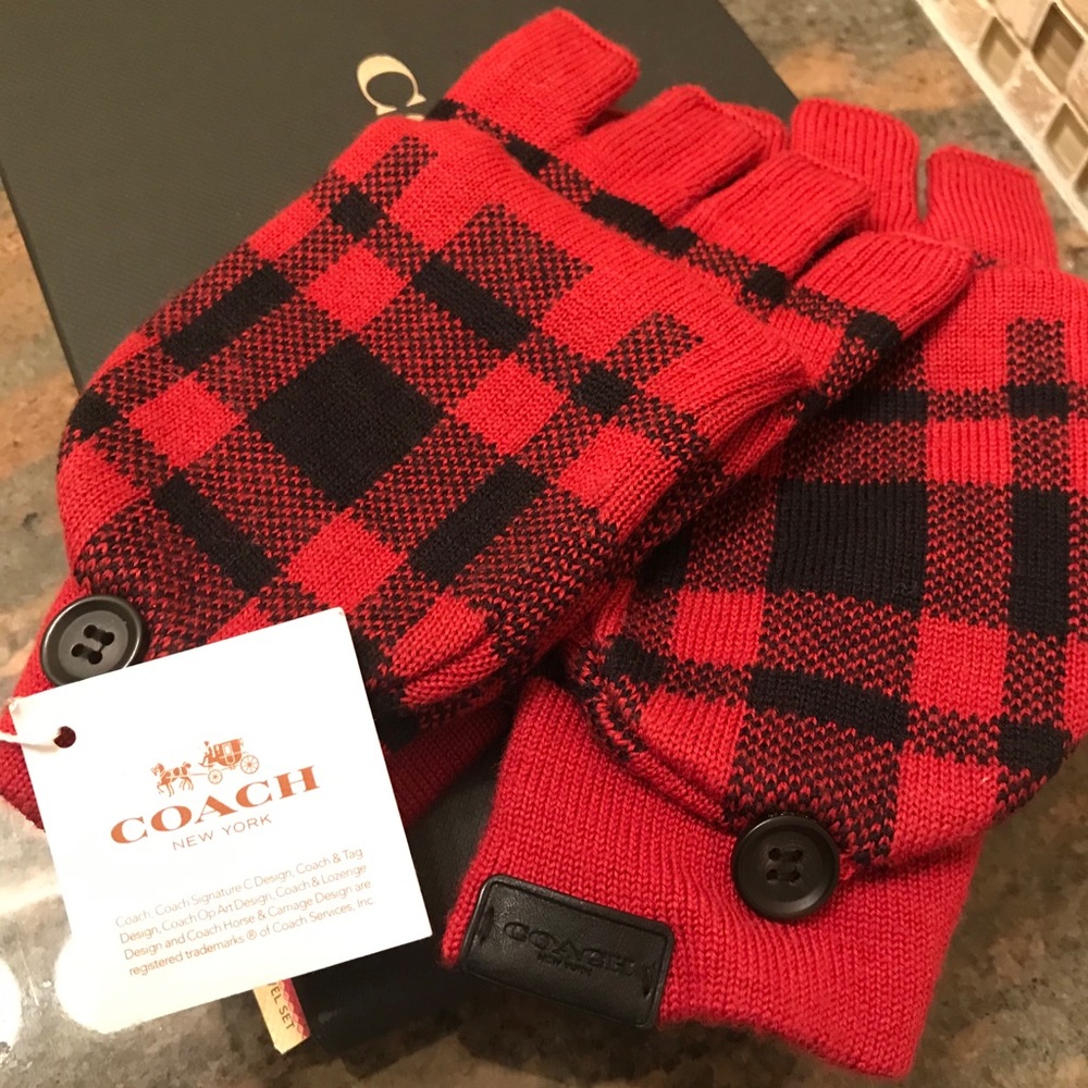 NWT Coach Signature Plaid Mitten/Glove